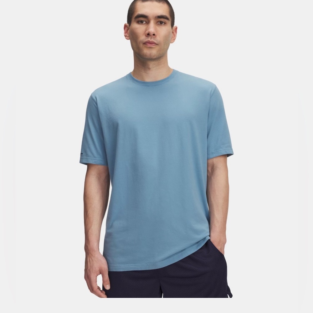 Under Armour Men's Sky Blue Short Sleeve Cotton Tee, Size S. NWT